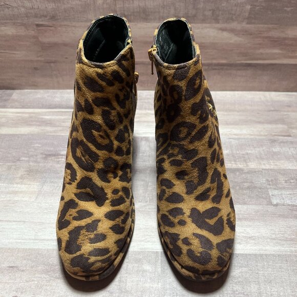 Leopard Print Wedge Ankle Boots 9M Fabric Upper Zip Closure RAMPAGE - Picture 2 of 9